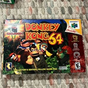 Donkey Kong 64 with expansion pack for Nintendo64